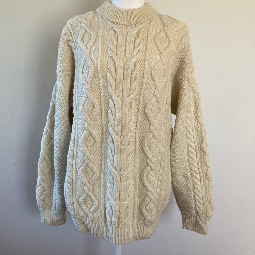Cream Cable Hand Knit HeavySweater
Wool. Unisex